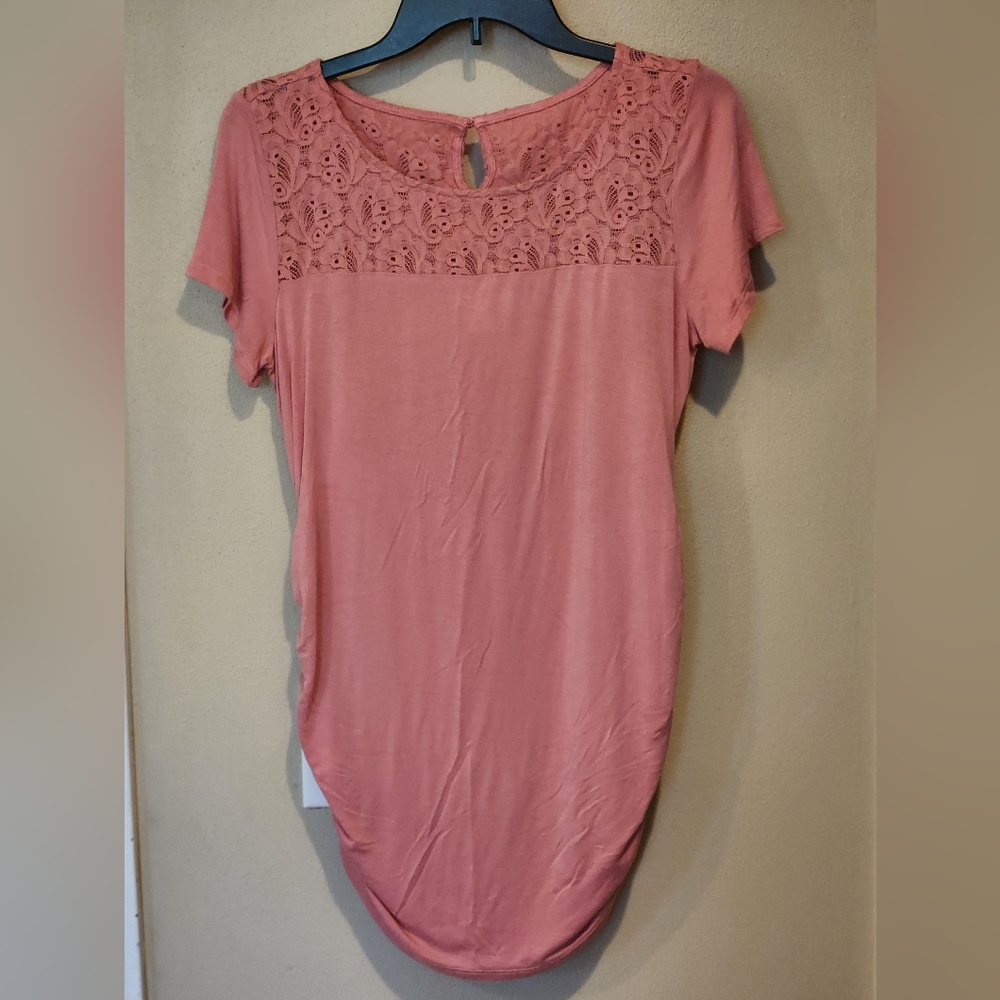 Motherhood maternity pink lace tshirts size m